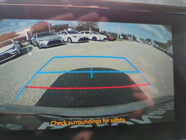Vehicle image 11 of 25