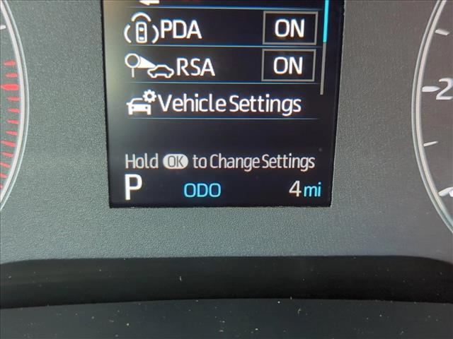 Vehicle image 17 of 25