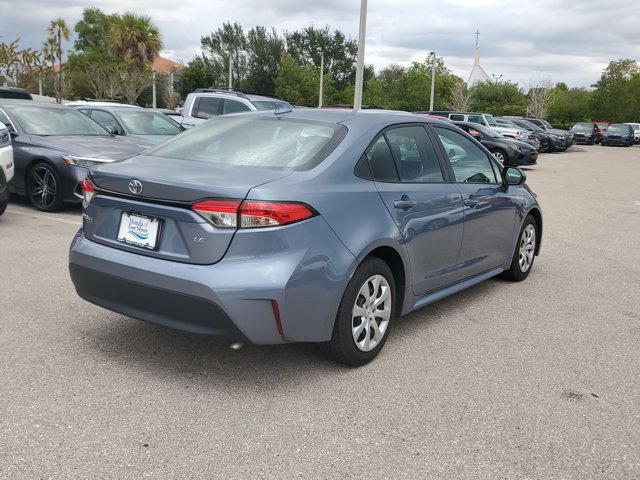 2024 Toyota Corolla LE Image 7 of 31