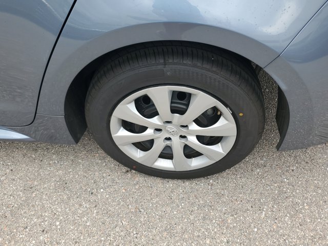 2024 Toyota Corolla LE Image 11 of 31