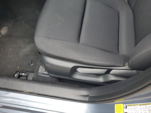 2024 Toyota Corolla LE Image 26 of 31