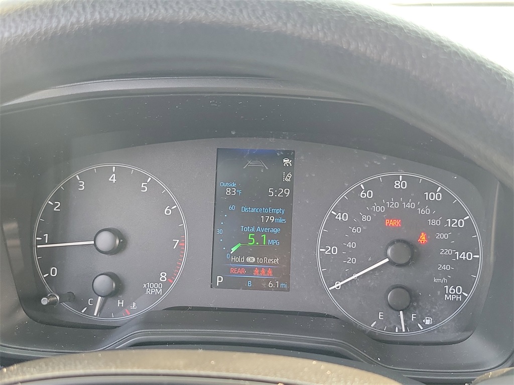 Vehicle image 15 of 31