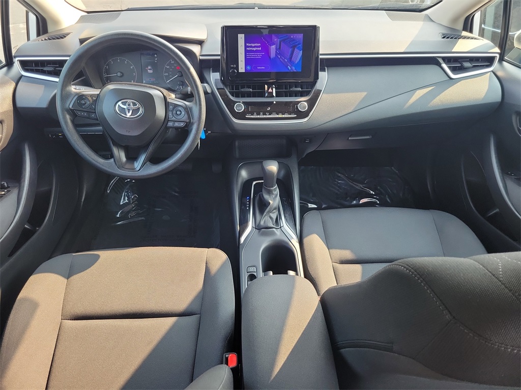 Vehicle image 12 of 31