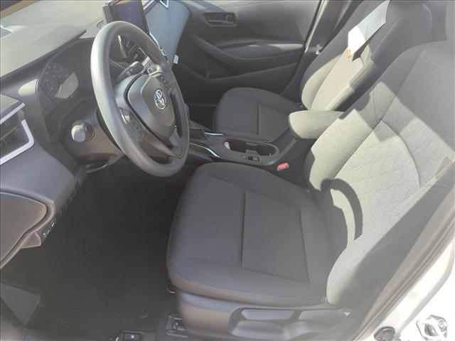 Vehicle image 9 of 25