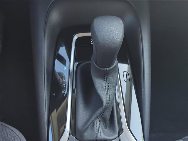 Vehicle image 12 of 25