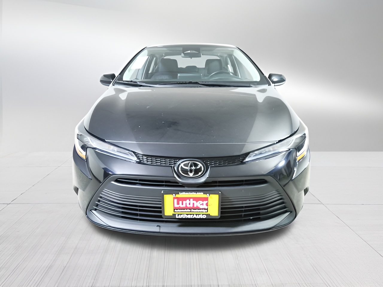 Vehicle image 35 of 41