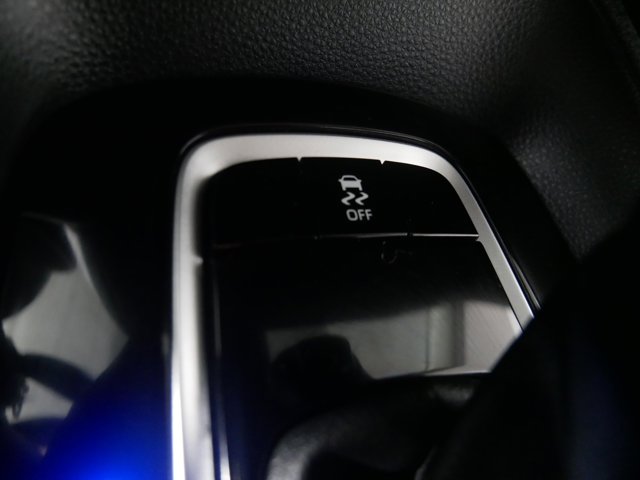 Vehicle image 29 of 41