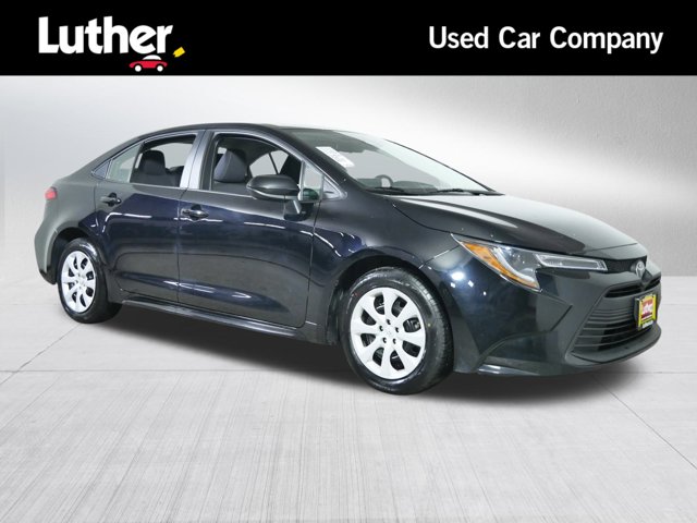 Vehicle image 3 of 41