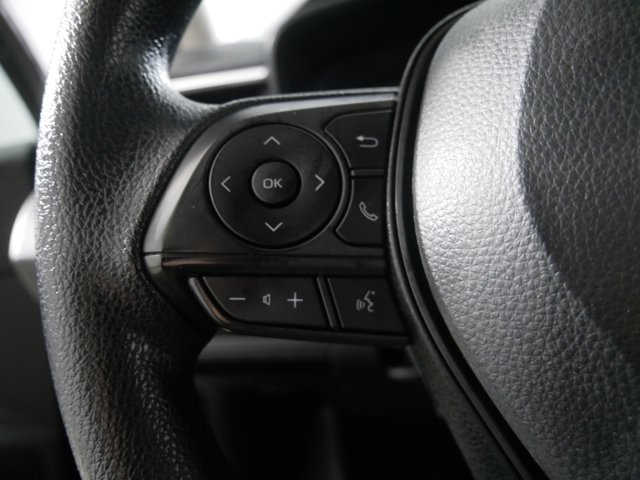 Vehicle image 27 of 41