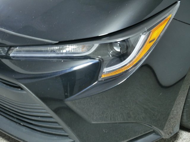 Vehicle image 16 of 41