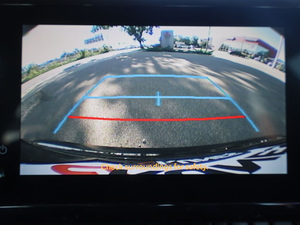 2024 Toyota Corolla LE Image 27 of 37