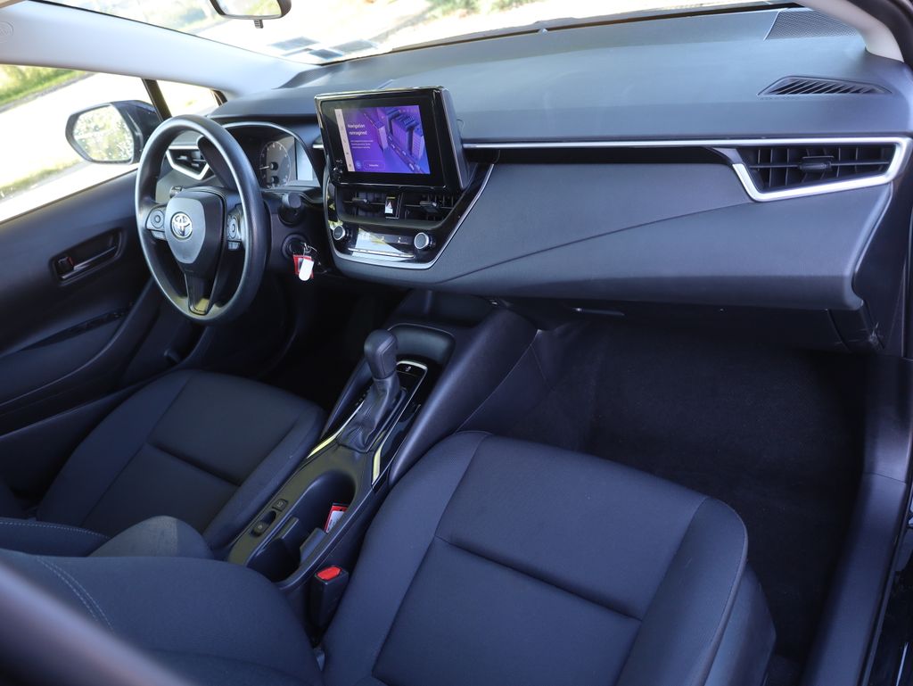 2024 Toyota Corolla LE Image 20 of 37