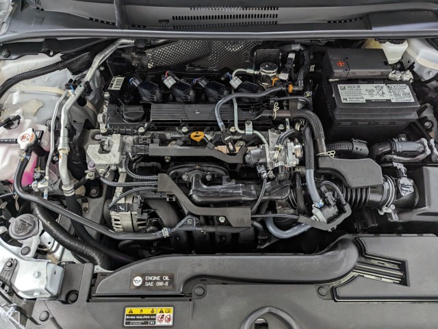 Vehicle image 25 of 31