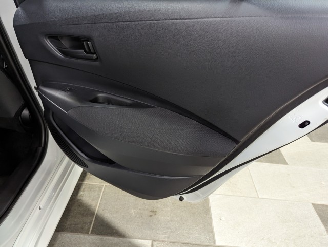 Vehicle image 22 of 31