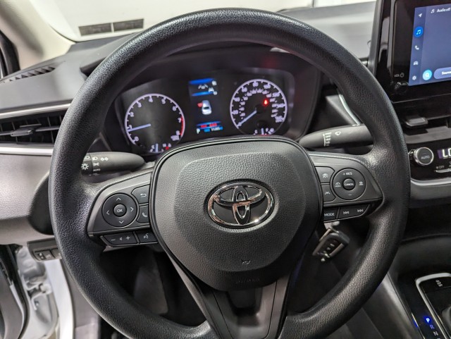 Vehicle image 16 of 31