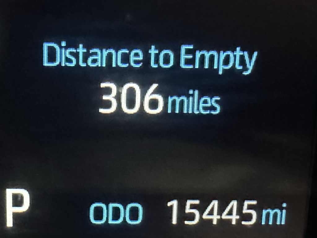 2024 Toyota Corolla LE Image 36 of 67