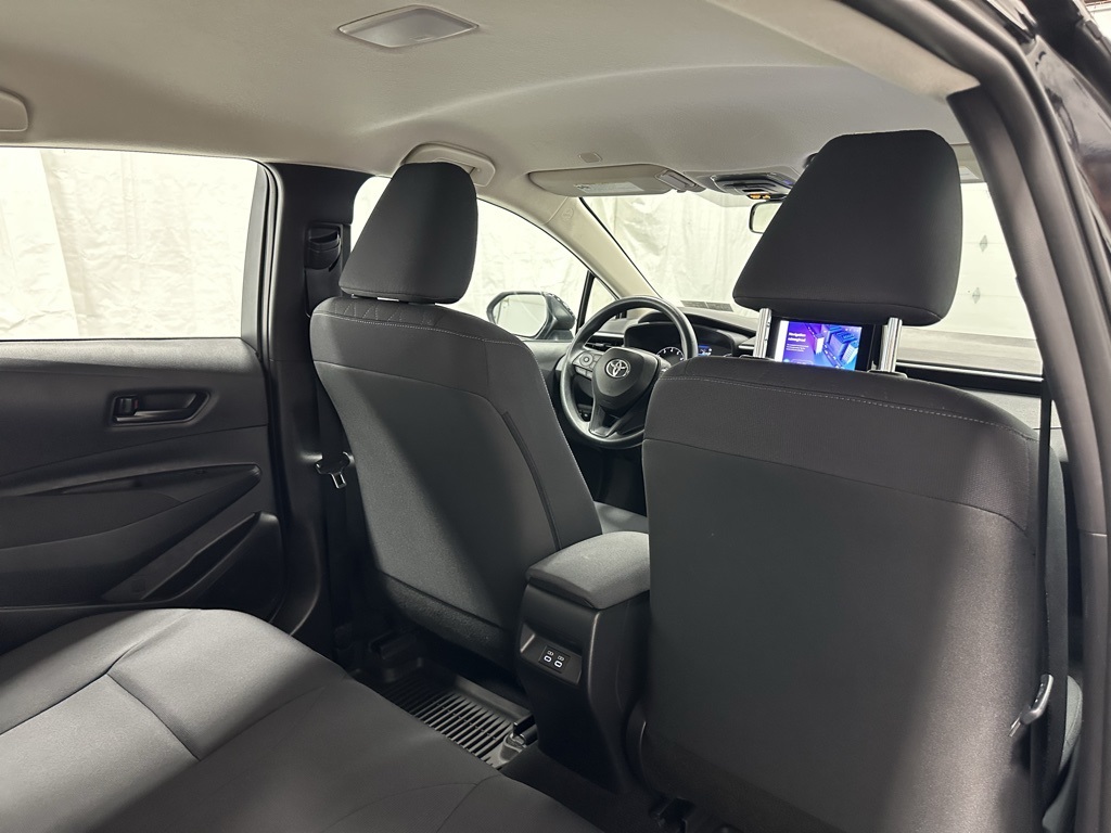2024 Toyota Corolla LE Image 30 of 67