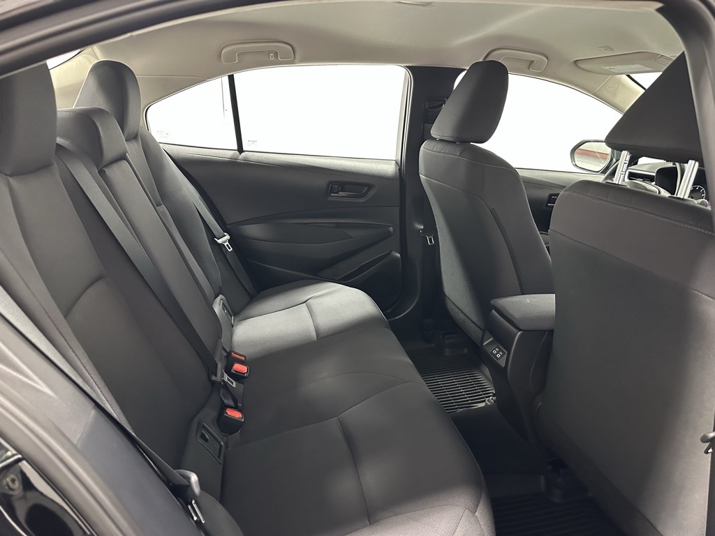 2024 Toyota Corolla LE Image 15 of 67