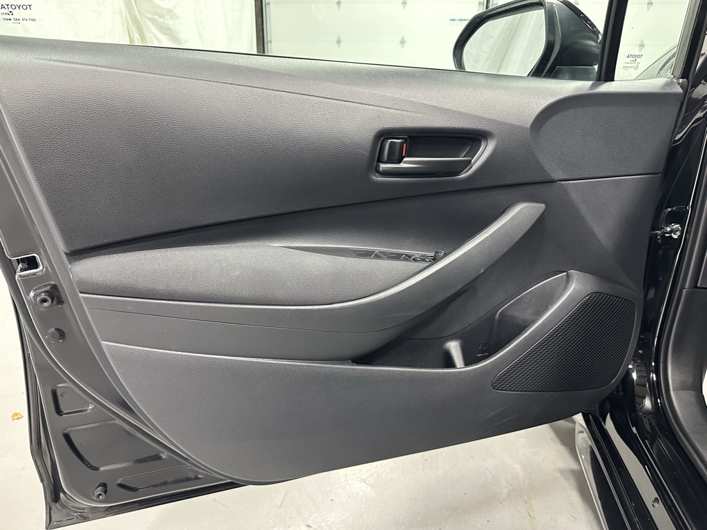 2024 Toyota Corolla LE Image 51 of 67