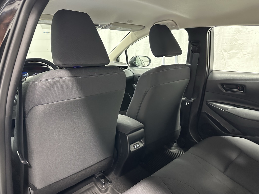 2024 Toyota Corolla LE Image 18 of 67