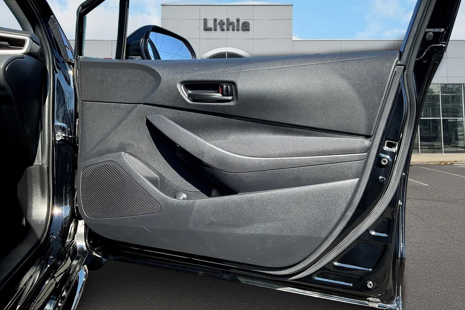 2024 Toyota Corolla LE Image 36 of 36