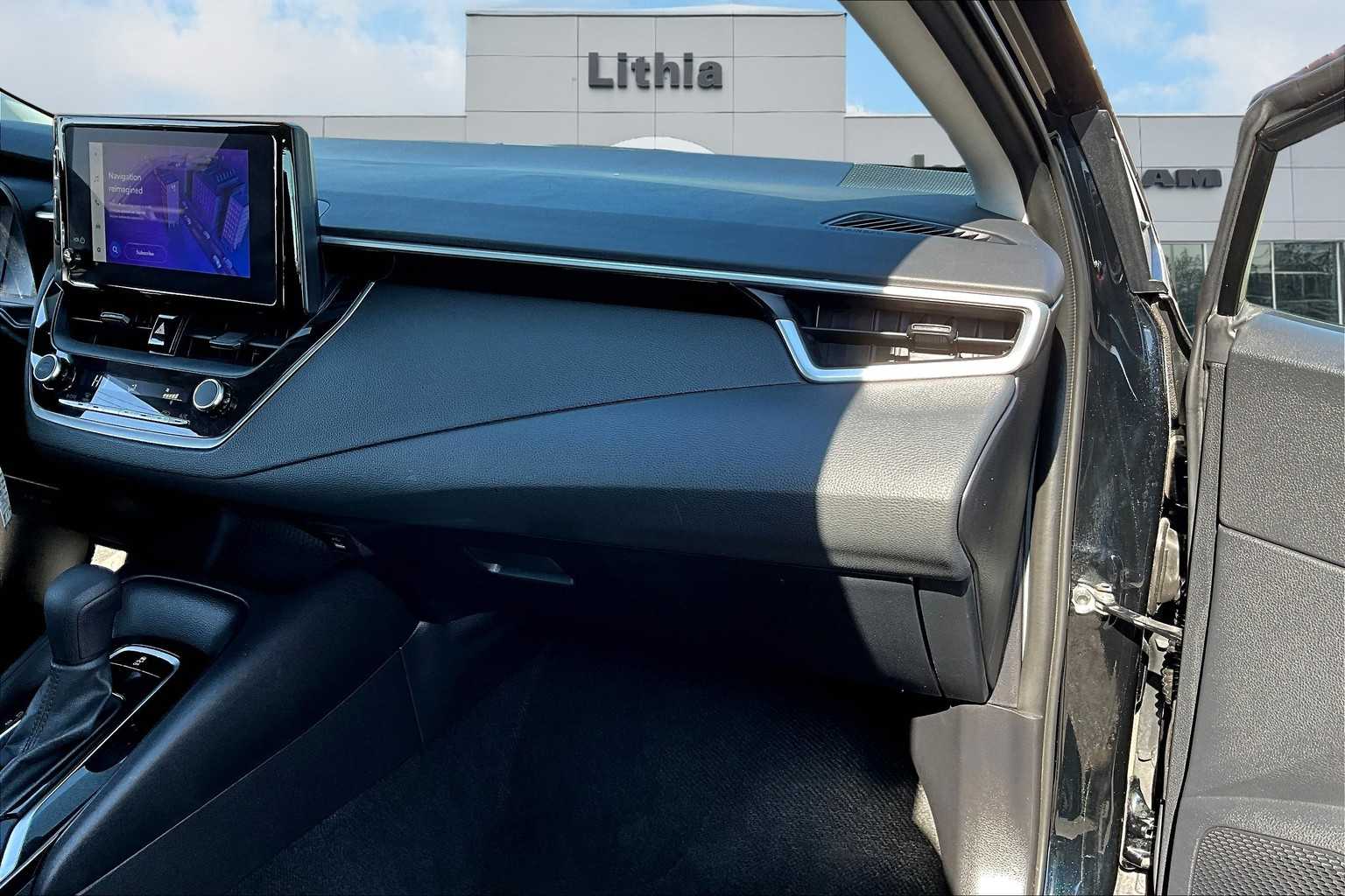 2024 Toyota Corolla LE Image 20 of 36