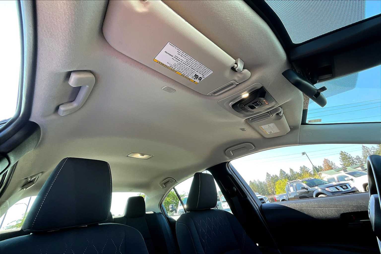 2024 Toyota Corolla LE Image 34 of 36