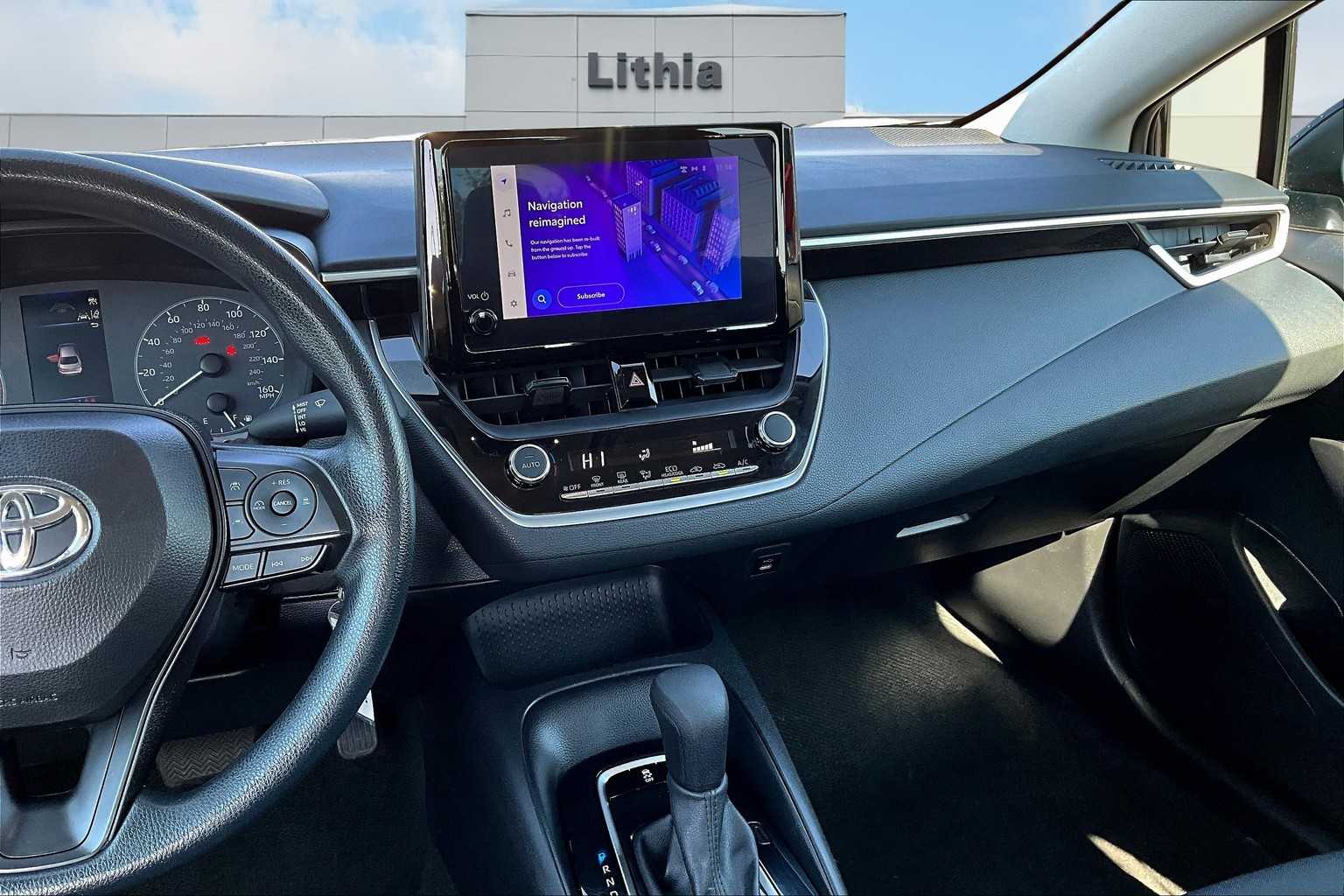 2024 Toyota Corolla LE Image 33 of 36