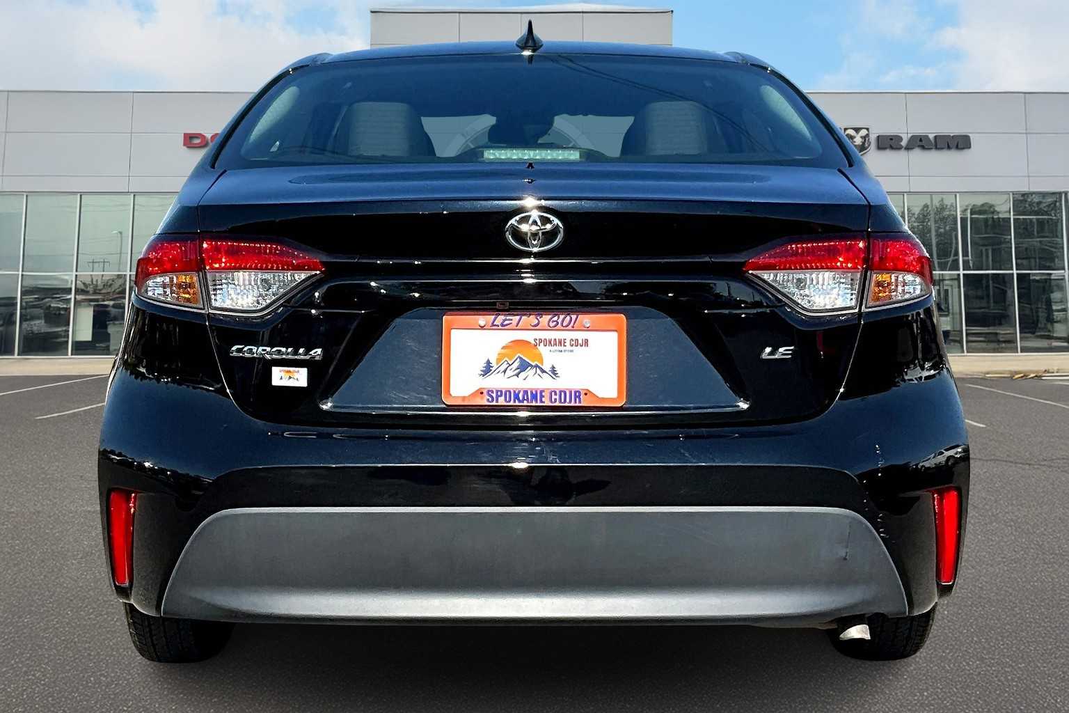 2024 Toyota Corolla LE Image 35 of 36