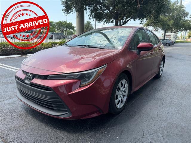 2024 Toyota Corolla LE Image 1 of 22