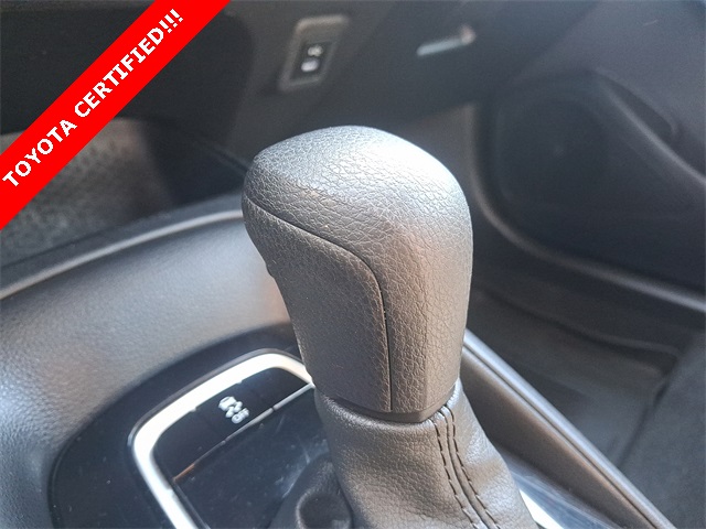 Vehicle image 15 of 37