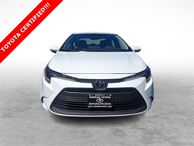 Vehicle image 2 of 37