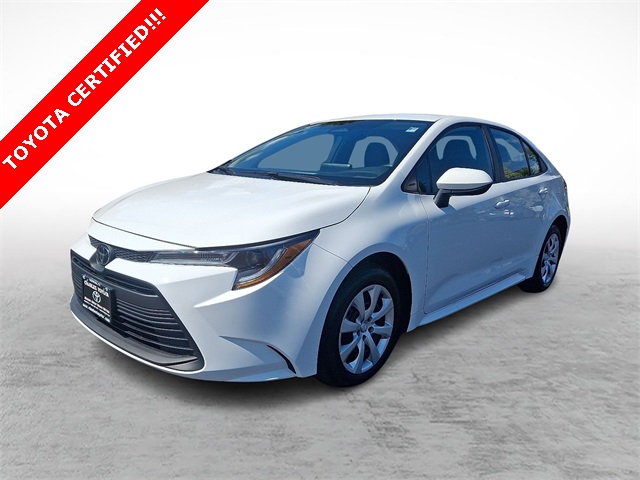 Vehicle image 1 of 37