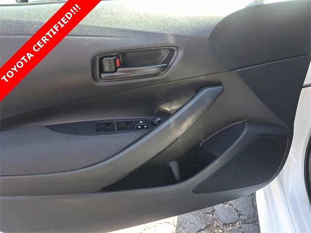Vehicle image 13 of 37