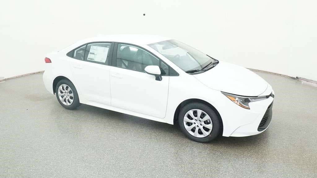 Vehicle image 8 of 21