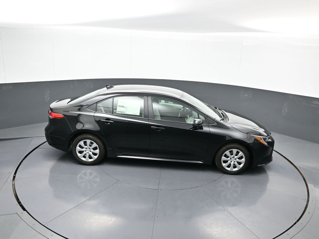 Vehicle image 16 of 48