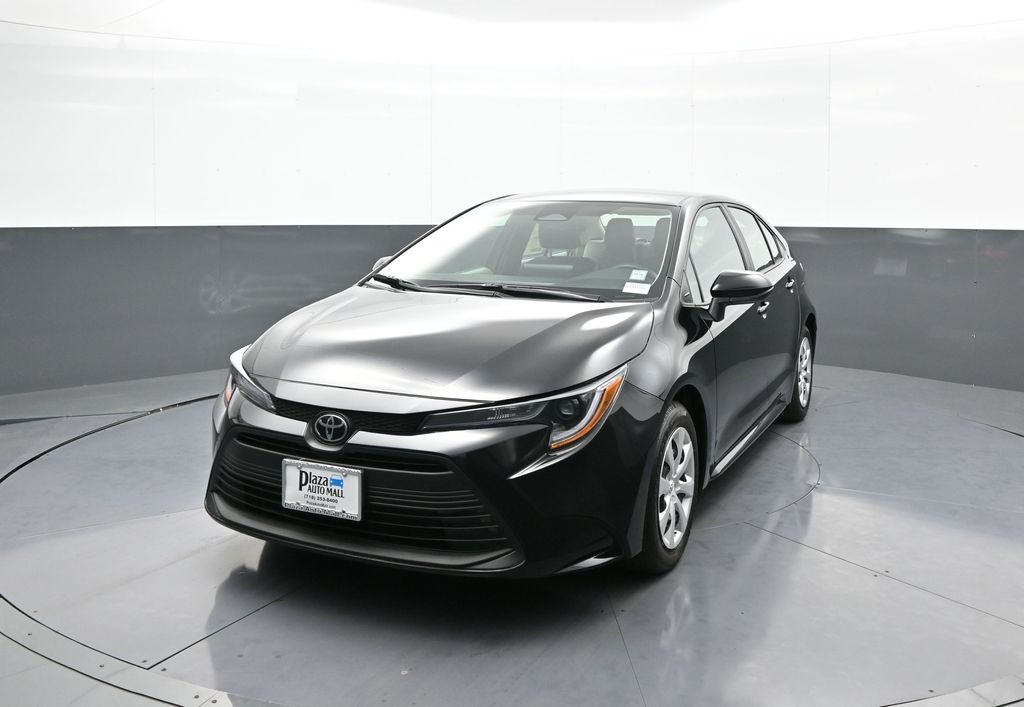 Vehicle image 2 of 48
