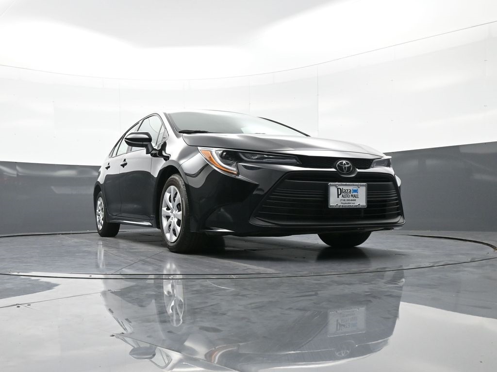 Vehicle image 12 of 48
