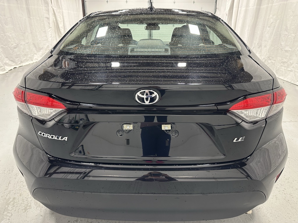 Vehicle image 5 of 66