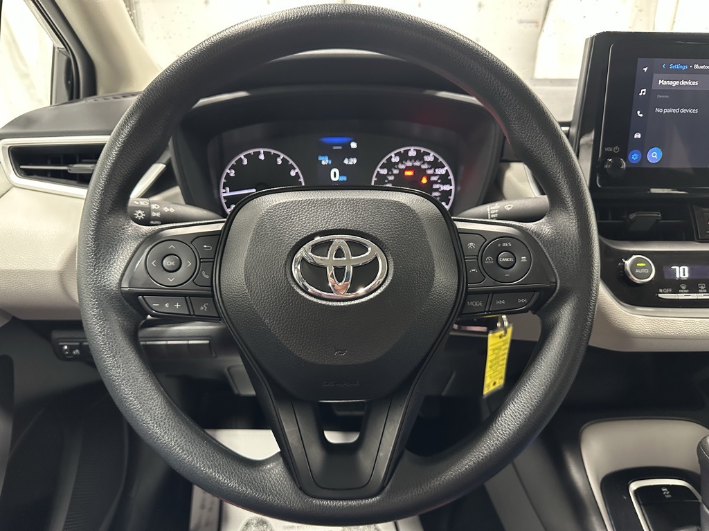 Vehicle image 18 of 66