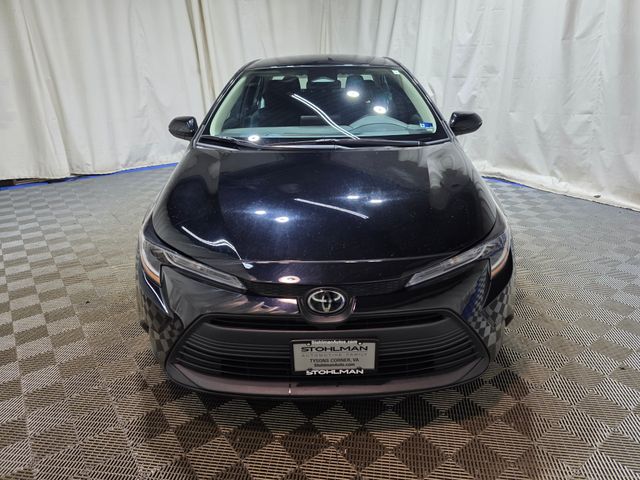 2024 Toyota Corolla LE Image 3 of 36