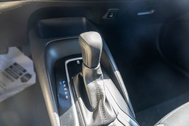 Vehicle image 25 of 35