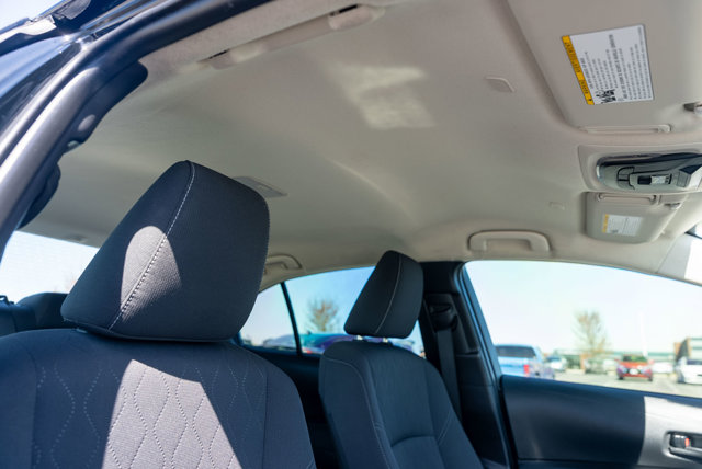 Vehicle image 12 of 35