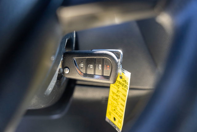 Vehicle image 24 of 35