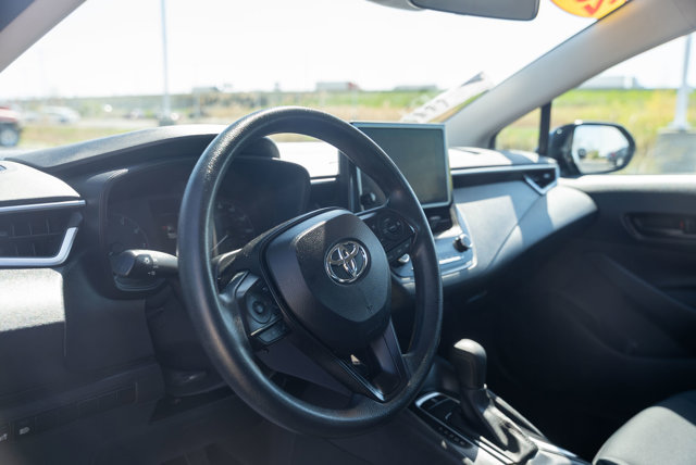 Vehicle image 18 of 35