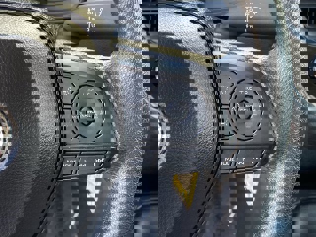 Vehicle image 19 of 29