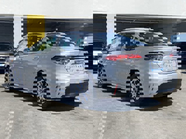 Vehicle image 8 of 29