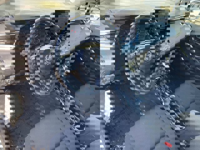 Vehicle image 15 of 29