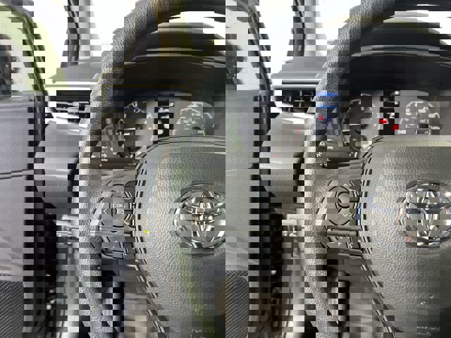 Vehicle image 16 of 30