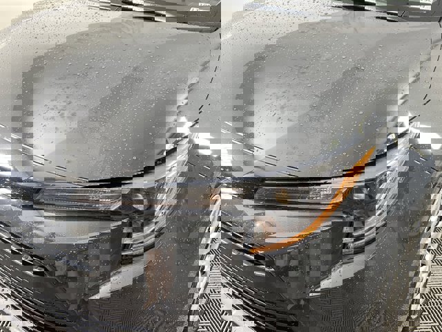 Vehicle image 9 of 30